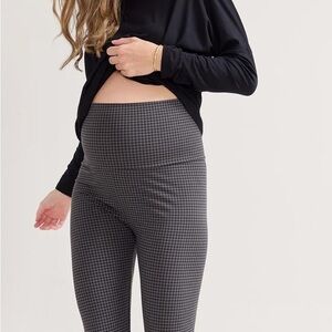 Hatch Black and Gray Houndstooth Leggings